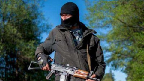 Террористы обстреляли воинскую часть в Донецке из минометов: спустя 7 часов часть захвачена, командир взят в плен (обновлено)