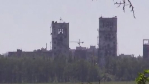 Украинские военные показали ​"башни-близнецы", из которых боевики обстреливают Пески