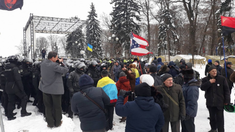 Під Радою почалися сутички