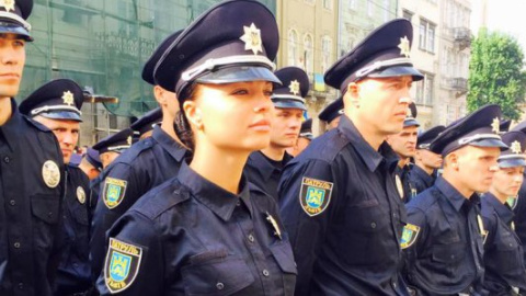 У Львові більш як 400 нових поліцейських увечері вийдуть на перше чергування