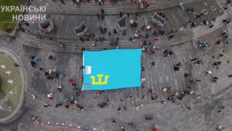 Відео дня: на Майдані вшанували пам'ять жертв депортації кримських татар