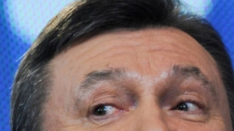 В АП пояснили, чому Порошенко звернувся до КС з приводу Януковича