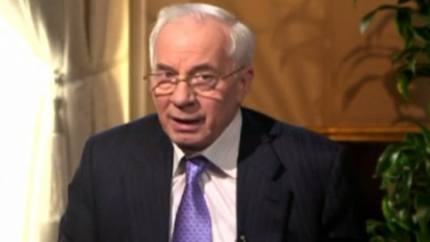 Екс-прем'єр-міністр Азаров дав перше інтерв'ю після втечі з України