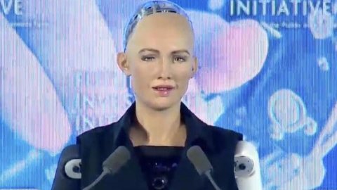 Скріншот відео youtube Arab News