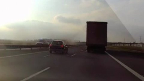 ​Президент Польши попал в аварию