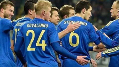​Україна з рахунком 3:1 перемогла Албанію в матчі перед Євро-2016