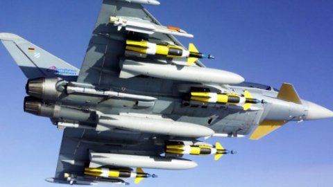 Британське Міноборони оснастить винищувачі Typhoon новими ракетами за £ 148 млн