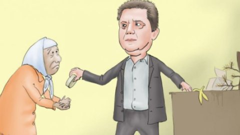 По данным некоторых СМИ, в 2012 в пакетах с агитацией за кандидата в депутаты Алексея Азарова были просроченнные консервы.