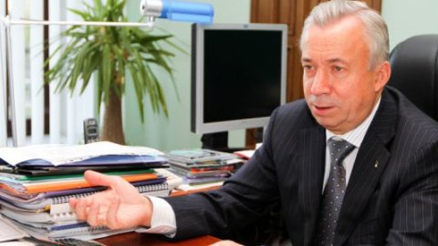 Лук'янченко повідомив, що перебуває в Києві та продовжуватиме відстоювати інтереси донеччан.