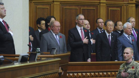 Порошенко зачитав вірш про війну на Донбасі
