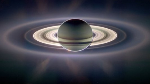 ​NASA опубликовало необычное изображение Сатурна