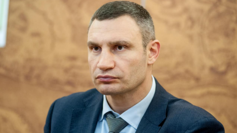 Столичні дороги ремонтують компанії, які можуть гарантувати якість і термін експлуатації, - Кличко