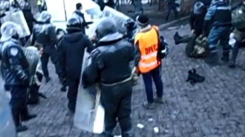 В Сеть выложили новое видео столкновений на Институтской 18 февраля