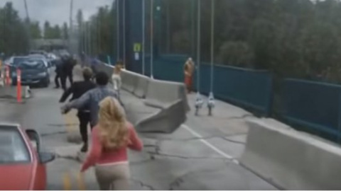 ​В Сети появилась стебная антиреклама несуществующего Керченского моста