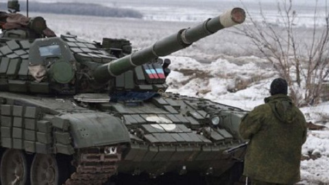 Снайпери бойовиків обстріляли українських військових під Мар’їнкою
