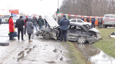 У Чернівецькій області у страшному ДТП з вантажівкою загинули 4 літні жінки