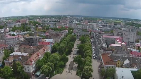 ​Відео дня: весняний Тернопіль показали з висоти пташиного польоту