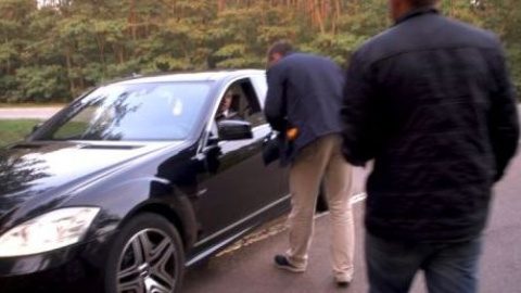 Гості приїжджали на дорогих авто. Фото: Радіо Свобода