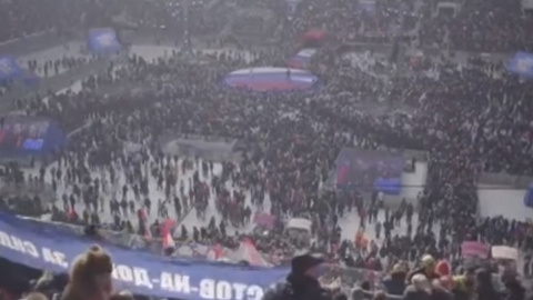 На мітингу на підтримку Путіна вигукували "Слава Україні!". Скріншот відео 