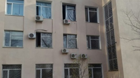 Опубліковані фото і відео з місця підпалу кабінету судді російських ГРУшників