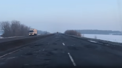 Траса "Одеса-Київ" опинилась в жахливому стані після зими