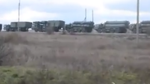 Російська військова техніка в Криму. Скріншот відео