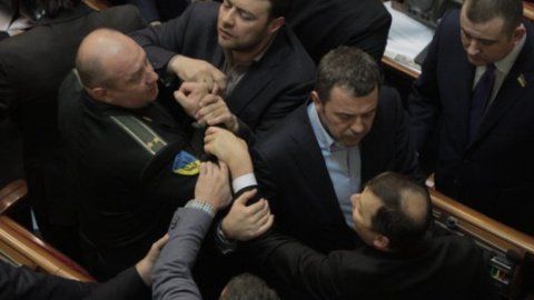 Друга бійка сталась між Ляшком і депутатами від "Волі народу"
