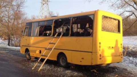 Пассажиры обстрелянного автобуса под Волновахой дали интервью