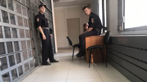 Учасниць Pussy Riot, затримали в Якутську після акції на підтримку Олега Сенцова. Фото: facebook.com/maria.lirain