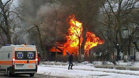 У центрі Ізмаїла через вибух згоріло кафе, є постраждалі