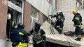 Interior Ministry show how they get people out from under rubble in Chernihiv