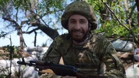 Військові записали привітання для дітей. Скріншот відео 