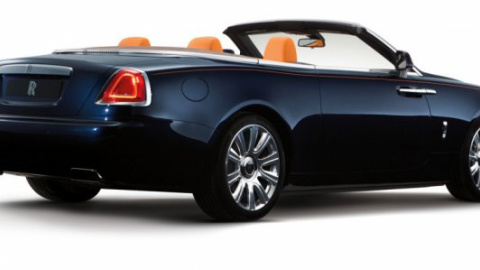 Rolls-Royce представил свой самый сексуальный автомобиль