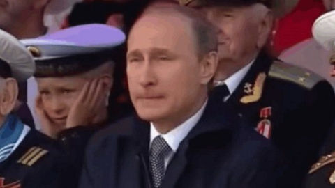 На військово-морських парадах в Балтійську та Севастополі відбулися казуси із запуском ракет