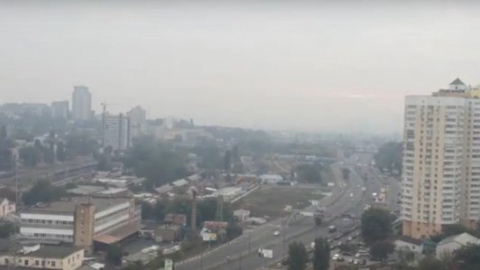 У Києві знову стоїть запах гару і диму