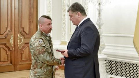Порошенко нагородив 90 активістів Євромайдану