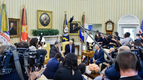 Трамп оконфузився з Україною: як українці відреагували на недоречний артикль з вуст президента США