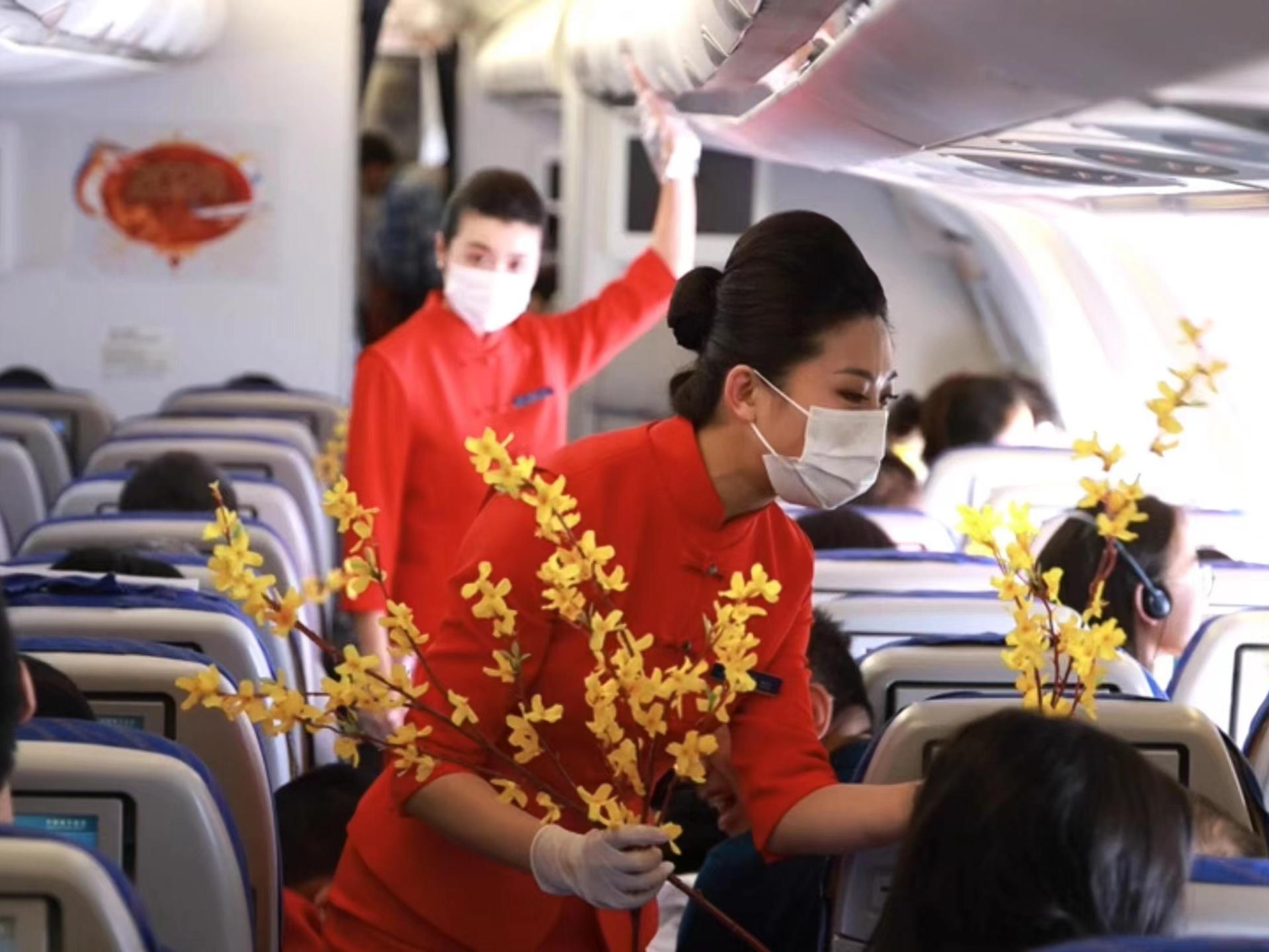 Сектор цивільної авіації Китаю продемонстрував з початку року рекордні показники