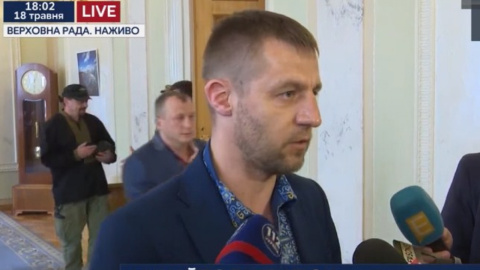 "Я підставив йому свої рученьки": Гаврилюк прокоментував напад на журналіста в Раді