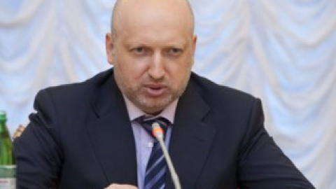 Турчинов: 9 мая могут быть провокационные действия, не только в столице