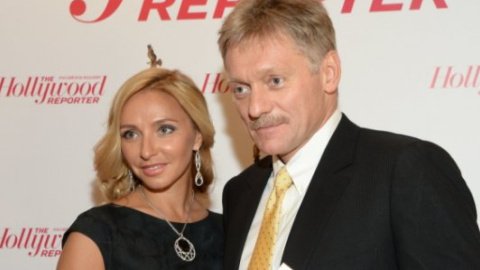 ​Олимпийская чемпионка Навка выходит замуж за Пескова