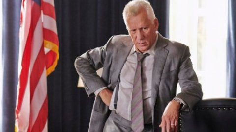 Джеймс Вудс подал в суд на пользователя Twitter за обвинение в пристрастии к кокаину