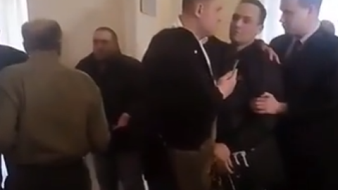 Во время отчета Госслужбы ветеранов произошла потасовка между участниками АТО