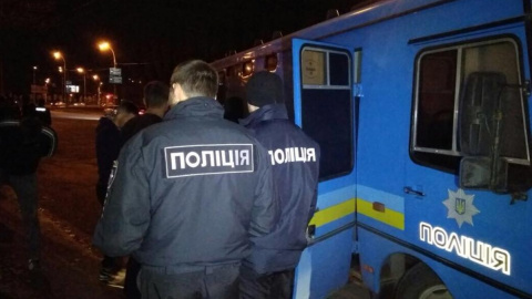 Поліцейські затримали близько 30 осіб. Фото: facebook.com/Оксана_Блищик