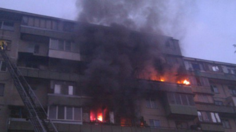 20 человек эвакуировали во время пожара в киевской девятиэтажке