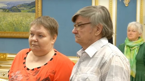 Батьки Жизневскго отримали зірку Героя України. Скріншот відео 