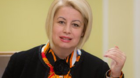 Анна Герман надеется, что Янукович освободит Тимошенко.