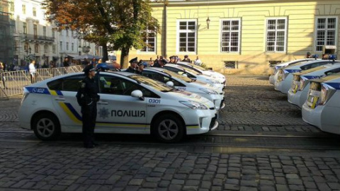 З'явилися перші фотографії із презентації нової львівської поліції