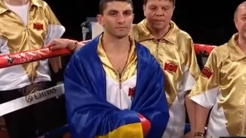 Украинец Далакян победил Вилорию и стал новым чемпионом мира по версии WBA
