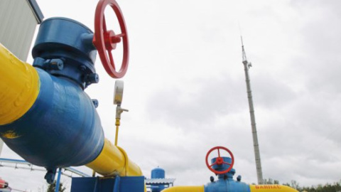 Украина начала реверсные поставки газа из Словакии по трубопроводу "Вояны - Ужгород"